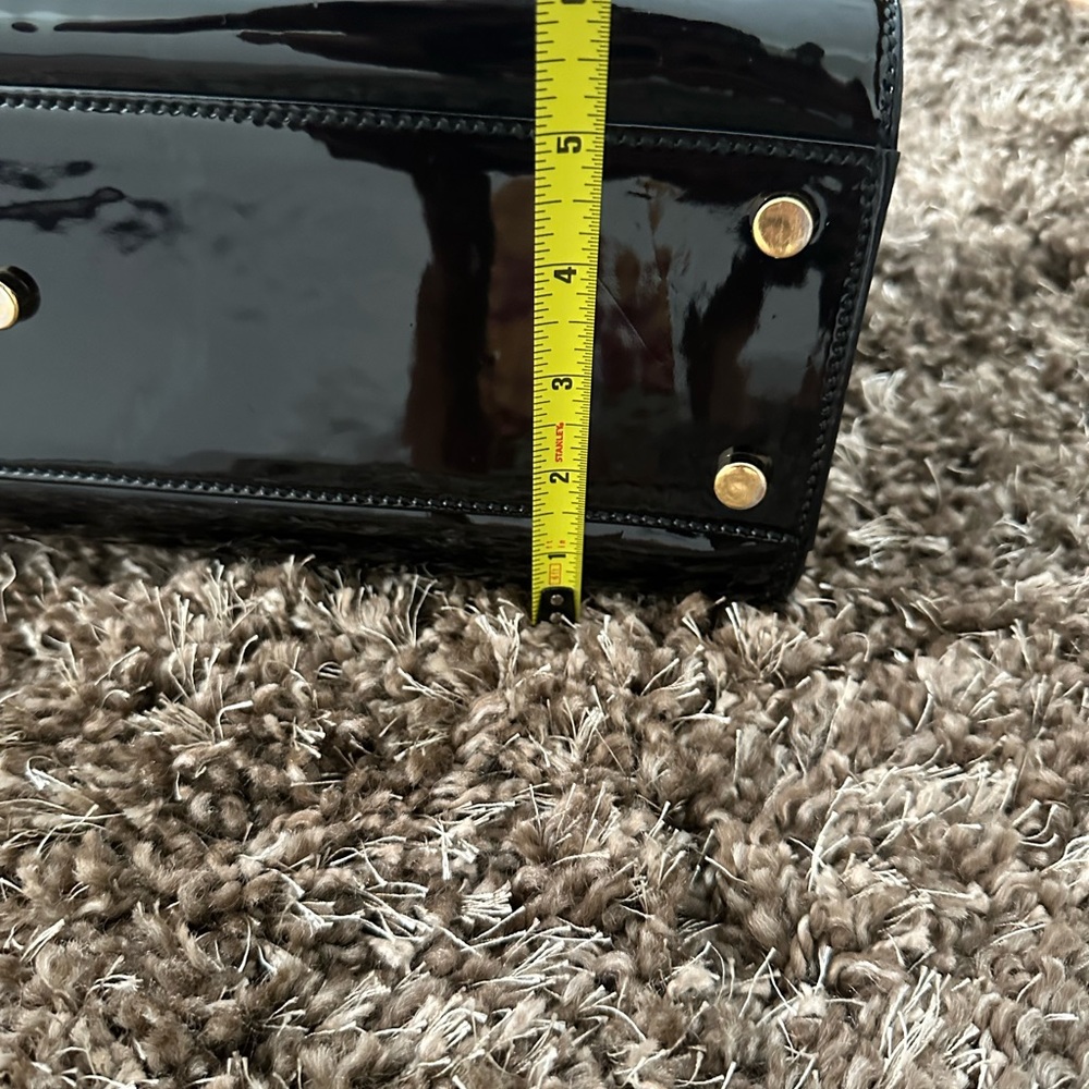 Yves Saint Laurent Bag, Patent Leather, Black (Mint condition) - Picture 13 of 14